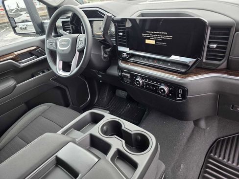 New 2026 GMC Sierra 3500 SLE AWD/4WD image 11