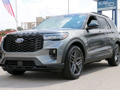 New 2026 Ford Explorer ST-Line w/ ST-Line Street Pack