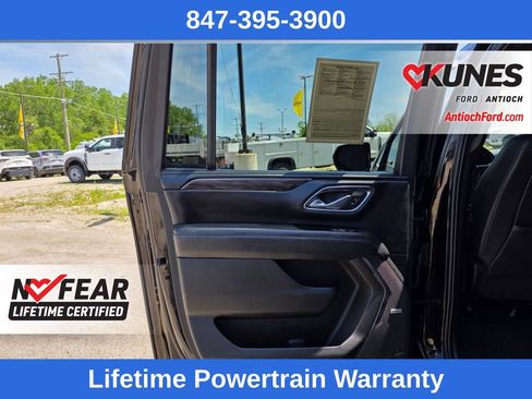 Used 2023 Chevrolet Suburban LT AWD/4WD image 22