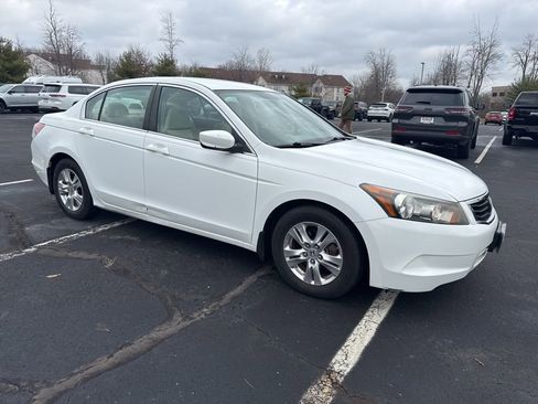 Used 2008 Honda Accord LX-P image 2