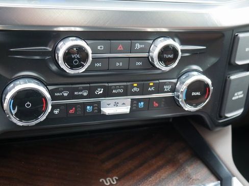 New 2026 Ford F350 King Ranch w/ Tremor Off-Road Package image 24