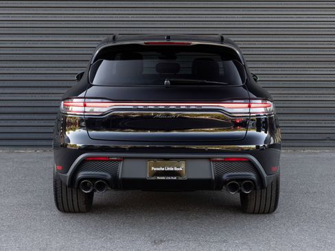 New 2025 Porsche Macan Turbo image 6