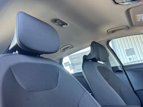 New 2026 Kia K4 FWD image 16