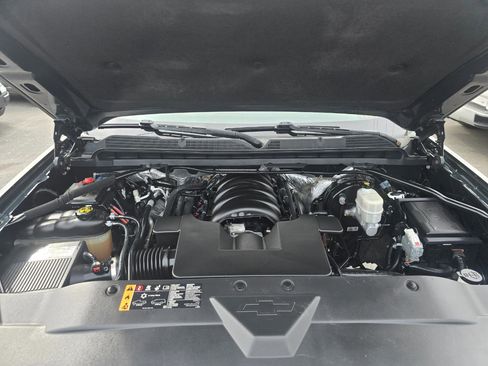 Used 2018 Chevrolet Silverado 1500 LT AWD/4WD image 18