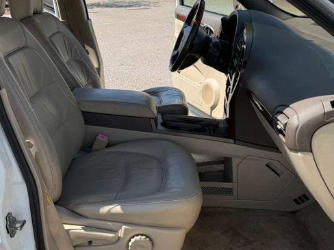 Used 2005 Buick Rendezvous CX image 14