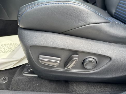 Used 2019 Toyota RAV4 XSE AWD/4WD image 16
