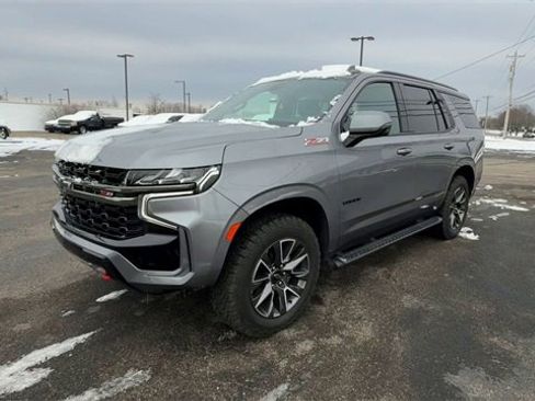 Used 2022 Chevrolet Tahoe Z71 w/ Luxury Package image 4