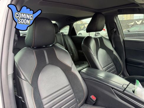 Used 2019 Toyota Avalon Limited FWD image 13