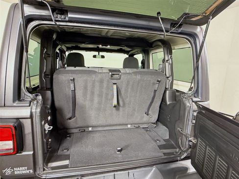 Used 2022 Jeep Wrangler Sport AWD/4WD image 16