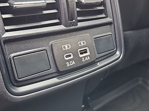 Certified 2025 Subaru Forester Premium image 12