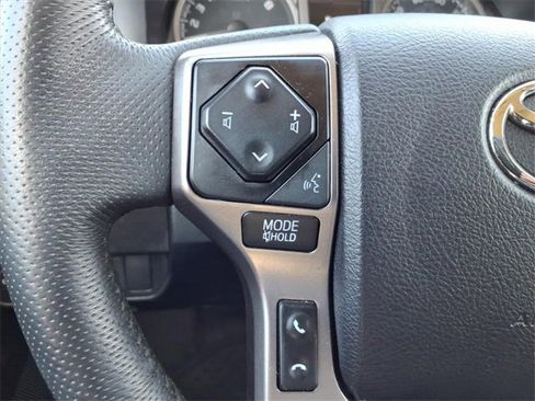 Used 2022 Toyota Tacoma TRD Sport image 24