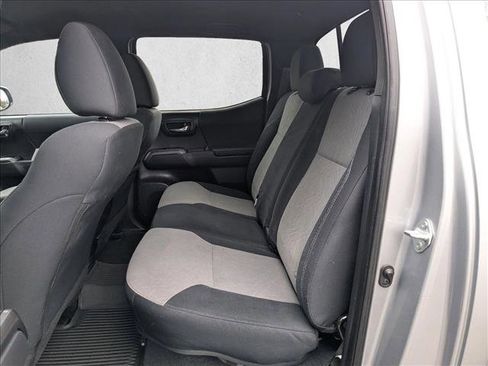 Certified 2023 Toyota Tacoma TRD Off-Road image 24