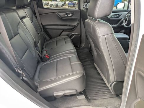 Used 2024 Chevrolet Blazer LT FWD image 26