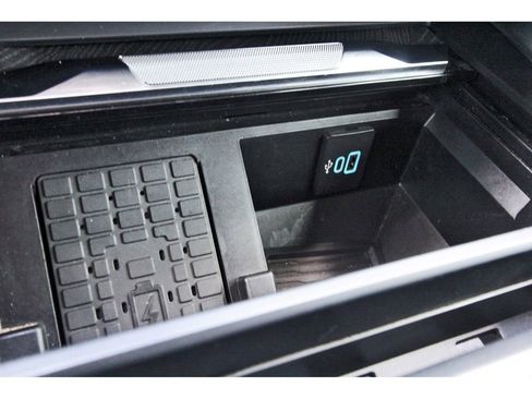 Certified 2024 Ford F350 Platinum AWD/4WD image 29