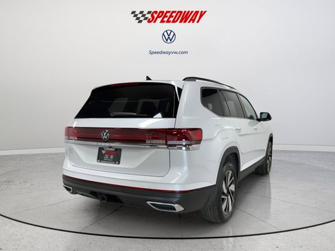 New 2026 Volkswagen Atlas SE image 7