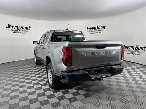 Used 2024 Chevrolet Colorado W/T image 10