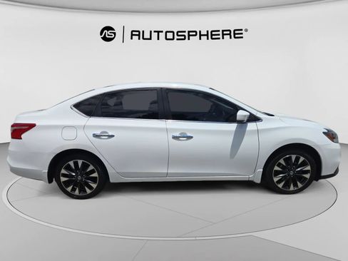 Used 2019 Nissan Sentra S FWD image 11