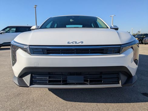 New 2025 Kia K4 GT-Line Turbo FWD image 10