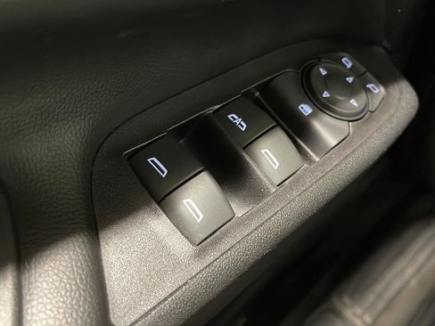 Used 2018 Chevrolet Equinox Premier AWD/4WD image 15