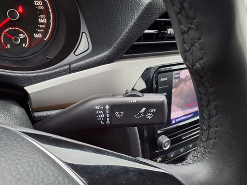 Used 2021 Volkswagen Passat 2.0T SE image 26