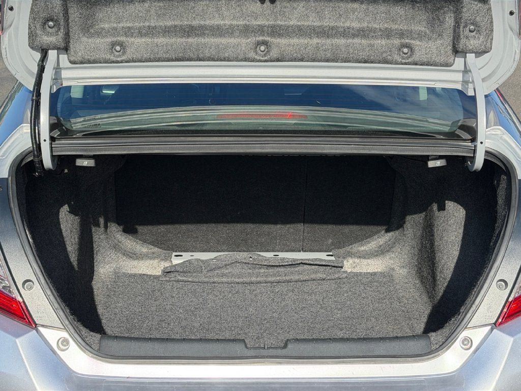 Used 2017 Honda Civic EX image 22