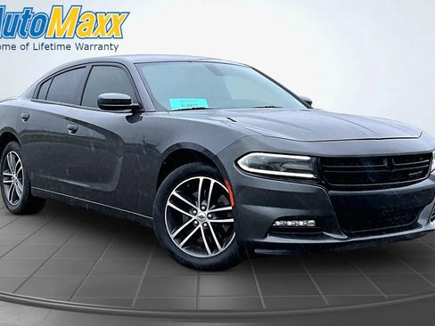 Used 2019 Dodge Charger SXT w/ Cold Weather Package AWD/4WD image 5