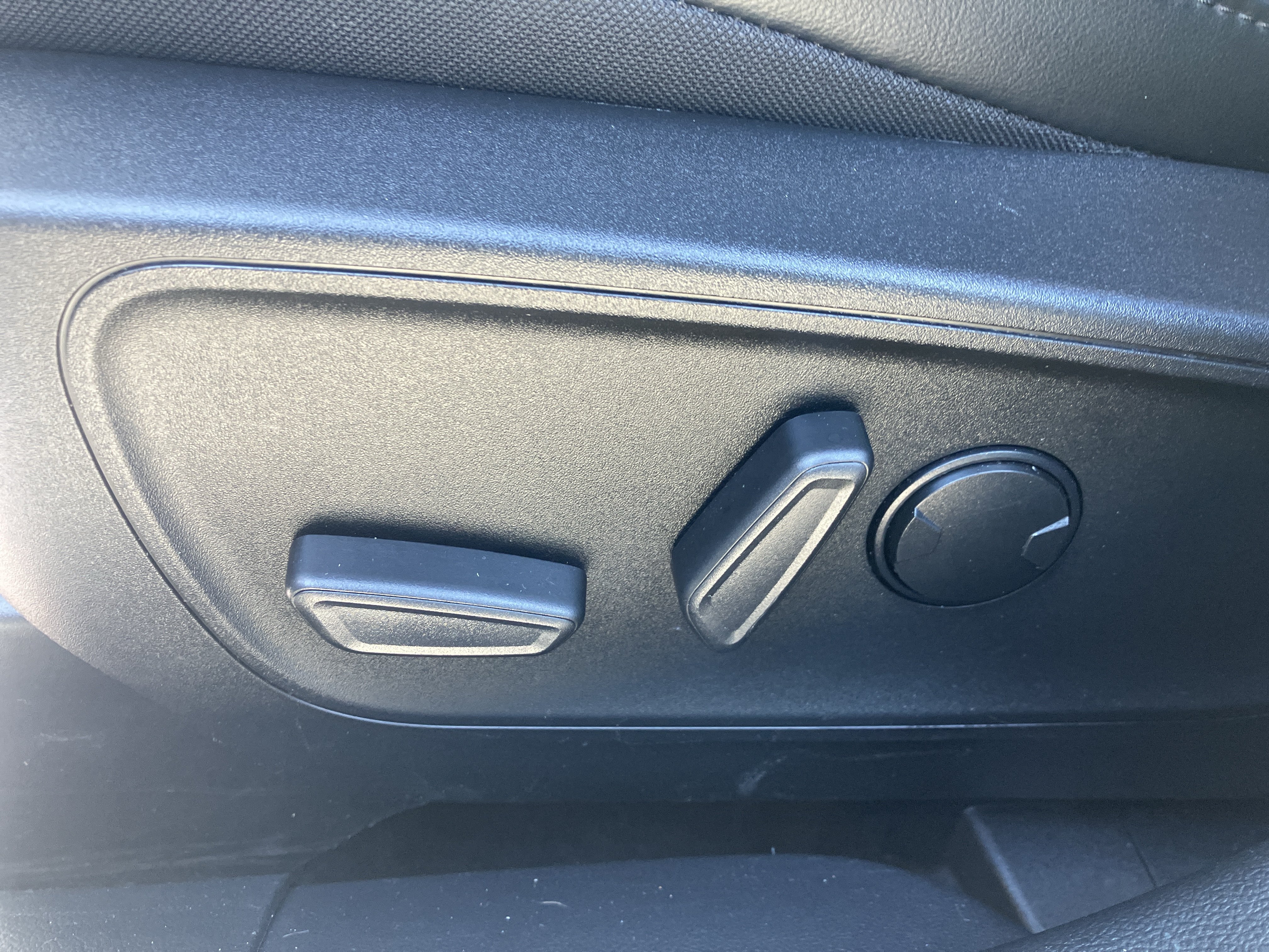 Used 2023 Ford Escape ST-Line AWD/4WD image 21
