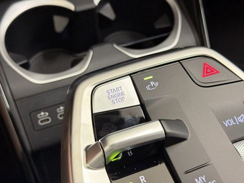 New 2026 BMW X1 xDrive28i w/ Technology Package AWD/4WD image 27