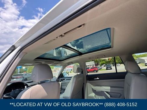 Certified 2023 Volkswagen Atlas SEL R-Line AWD/4WD image 19