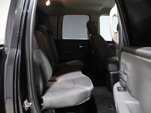 Used 2019 RAM 1500 Big Horn image 21