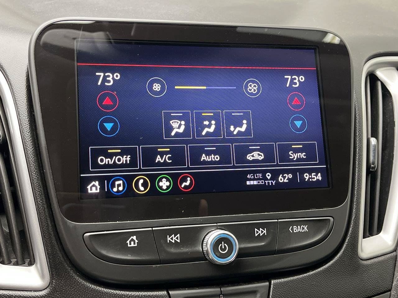 Used 2023 Chevrolet Malibu LT FWD image 18