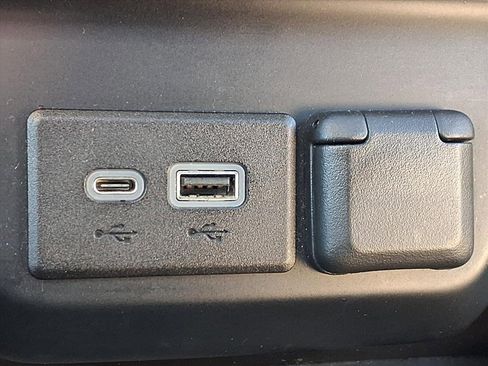 Used 2020 GMC Sierra 1500 SLT image 7