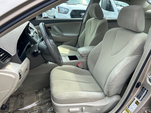 Used 2008 Toyota Camry Hybrid FWD image 10
