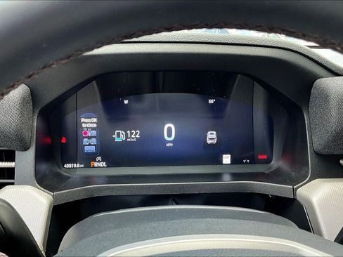 Used 2025 Ford Explorer Active w/ Active Comfort Package AWD/4WD image 15
