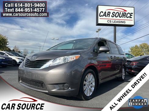Used 2011 Toyota Sienna LE image 1
