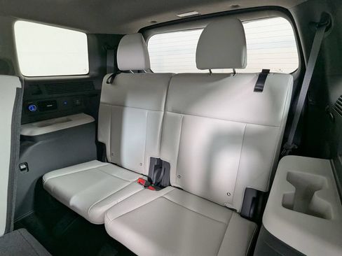 Certified 2025 Hyundai Santa Fe Limited FWD image 27