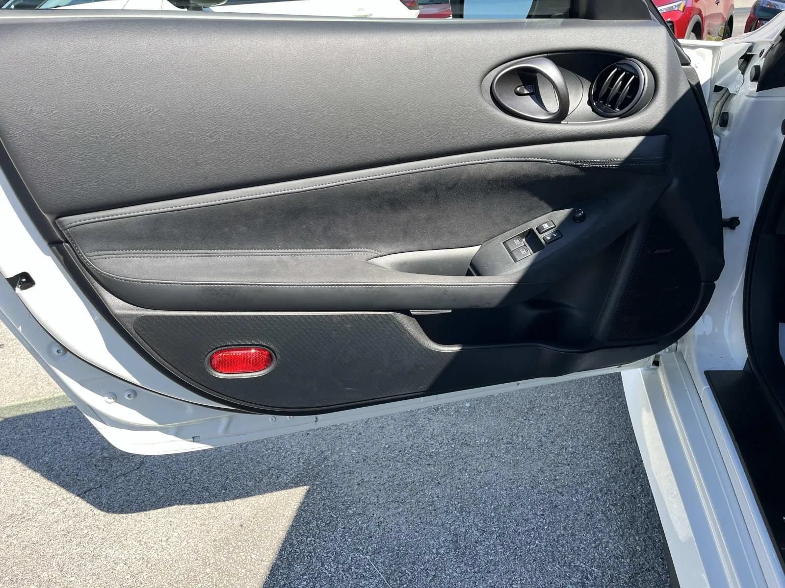 Used 2025 Nissan Z Performance w/ Floor Mat Package RWD image 14
