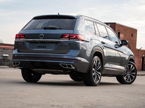 Certified 2022 Volkswagen Atlas SEL Premium AWD/4WD image 6