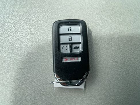 Used 2018 Honda Accord EX-L image 28