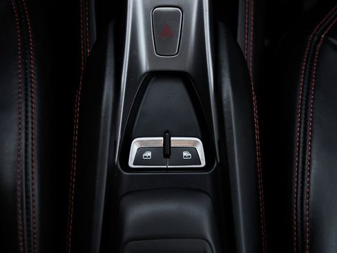 Used 2023 Ferrari F8 Tributo image 52