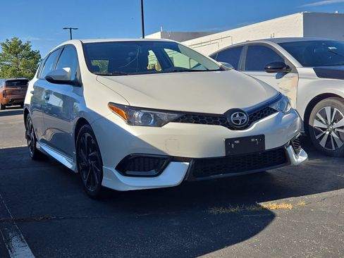 Used 2016 Scion iM FWD image 3