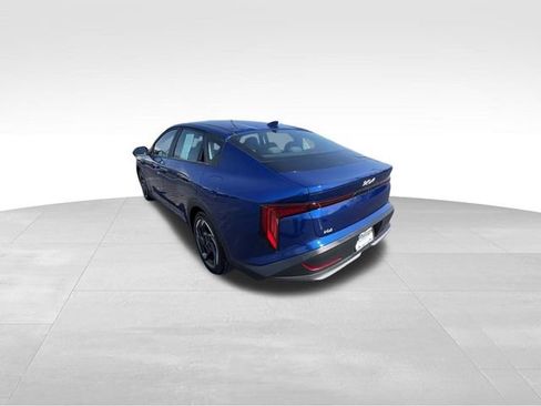 Used 2025 Kia K4 EX image 8