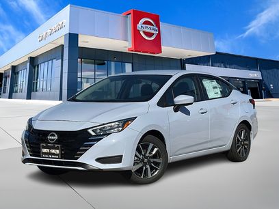 New 2025 Nissan Versa SV w/ Trunk Package