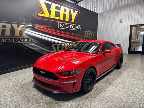 Used 2019 Ford Mustang Premium RWD image 1