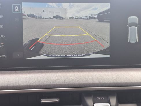 Certified 2024 Kia EV9 Wind AWD/4WD image 23
