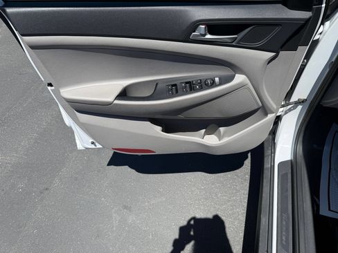 Used 2020 Hyundai Tucson Value AWD/4WD image 10