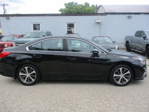 Used 2019 Subaru Legacy 2.5i Limited w/ Popular Package #2A AWD/4WD image 5