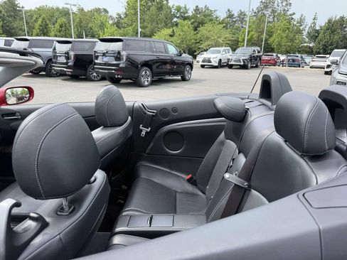 Used 2010 Lexus IS 350C RWD image 16