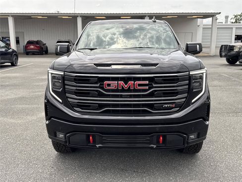New 2026 GMC Sierra 1500 AT4 w/ AT4 Premium Package AWD/4WD image 9