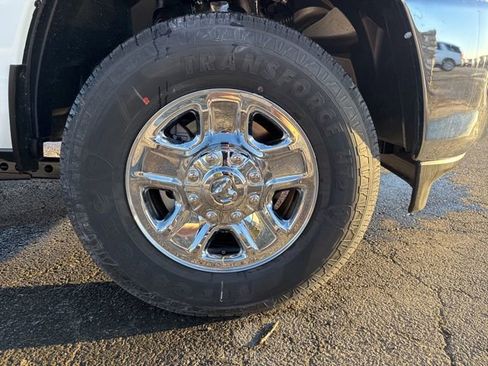 New 2026 RAM 2500 Tradesman AWD/4WD image 11
